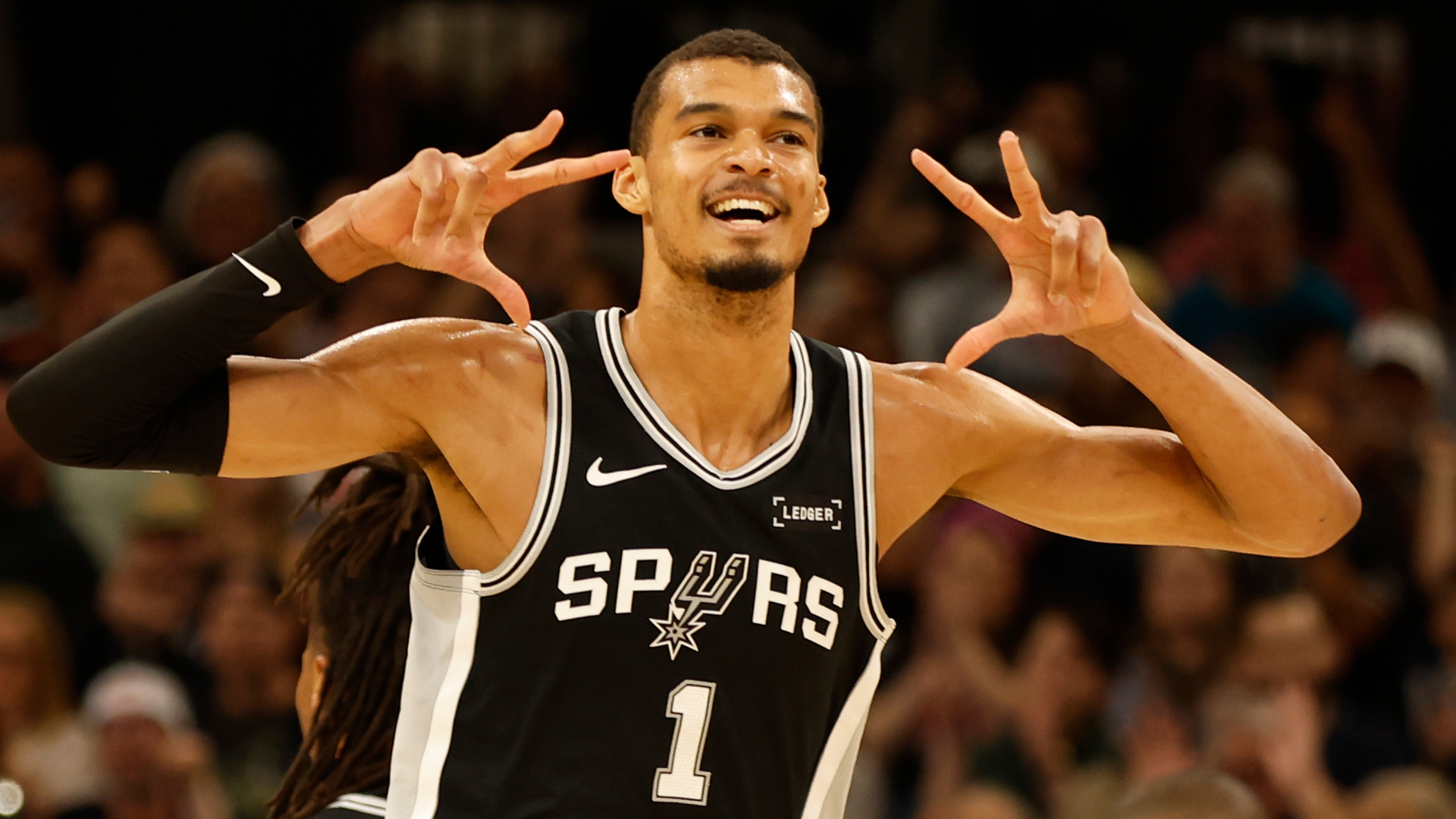 星空体育-NBA把季后赛赛程做成盲盒，10队周日才拆封